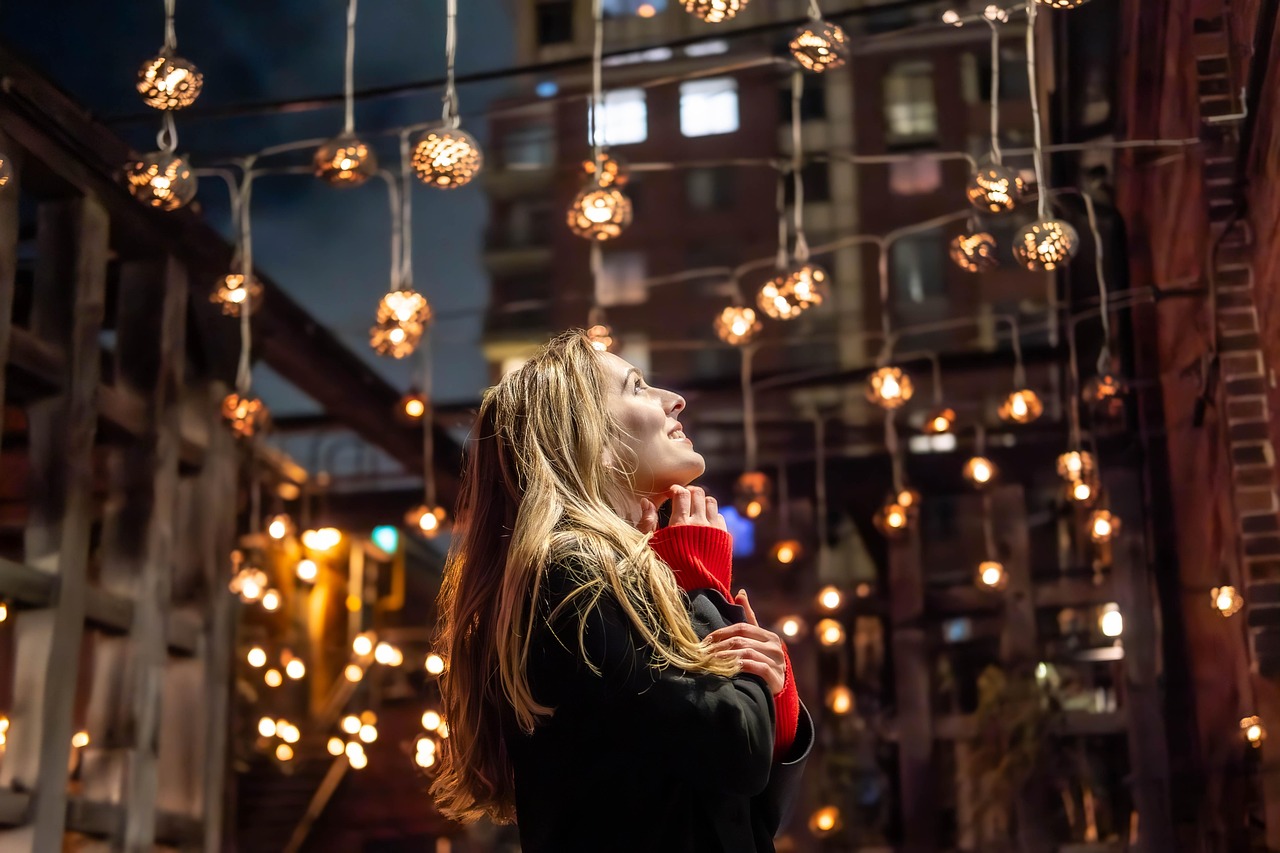 home-hero-2 woman, lights, fashion, model, lifestyle, vintage, vibe, stylist, lighting, lantern